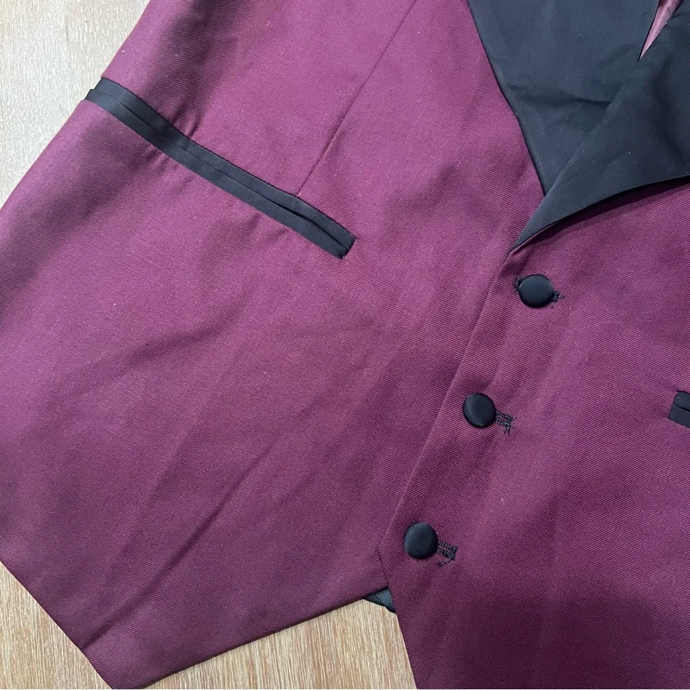 NWT Coofandy Burgundy and Black Vest S